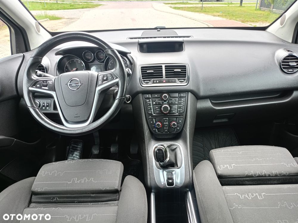 Opel Meriva - 10