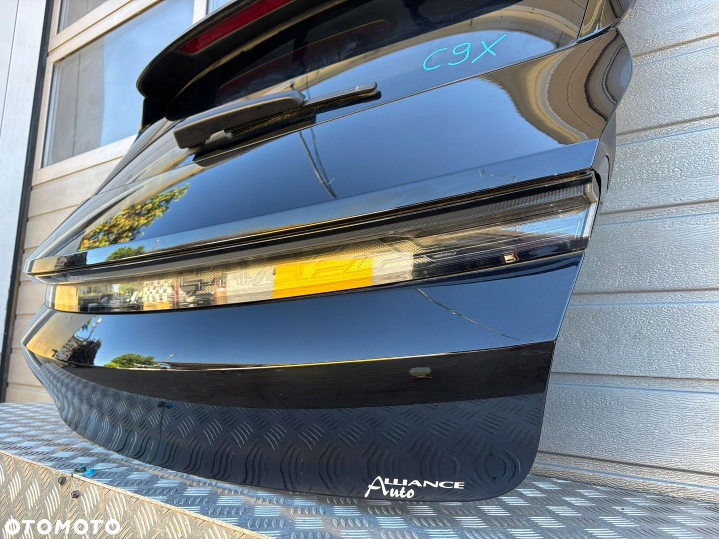 PORSCHE TAYCAN 4S TURISMO CROSS KLAPA BAGAŻNIKA TYŁ KOMPLETNA C9X - 8