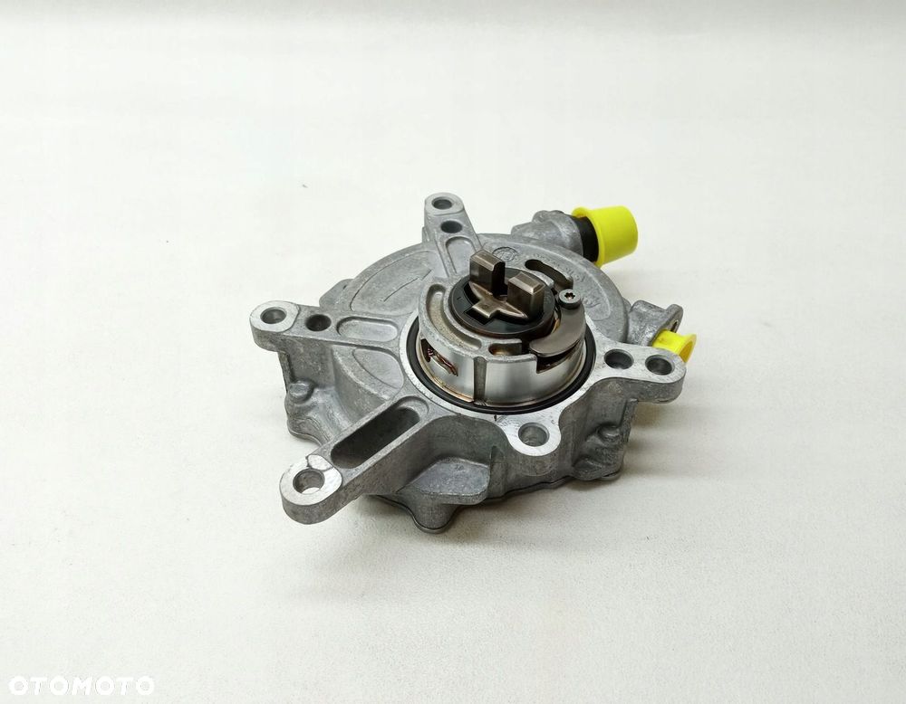 POMPA VACUM VAKUM MERCEDES GL X166 4.7 V8 A2780108102 - 4