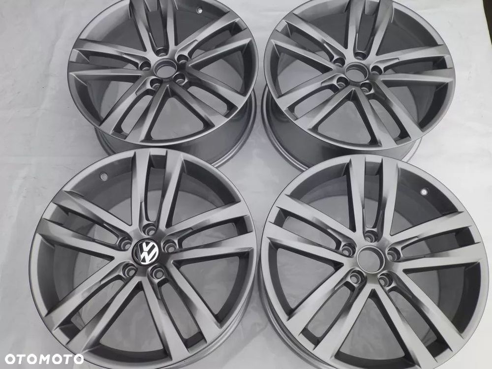 VW GOLF VI, VII, TURAN 8X19" ET48 IDEALNE - 2