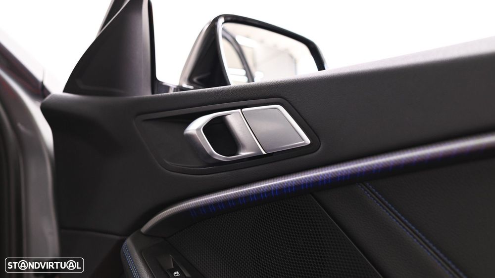 BMW 116 d Pack Desportivo M Auto - 54
