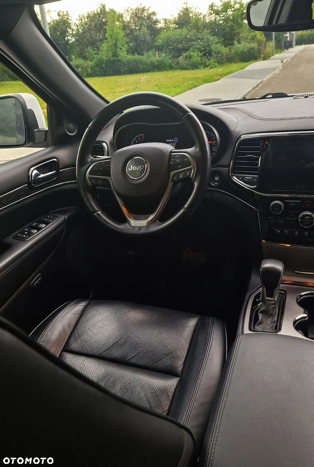 Jeep Grand Cherokee 3.6 V6 Summit - 16