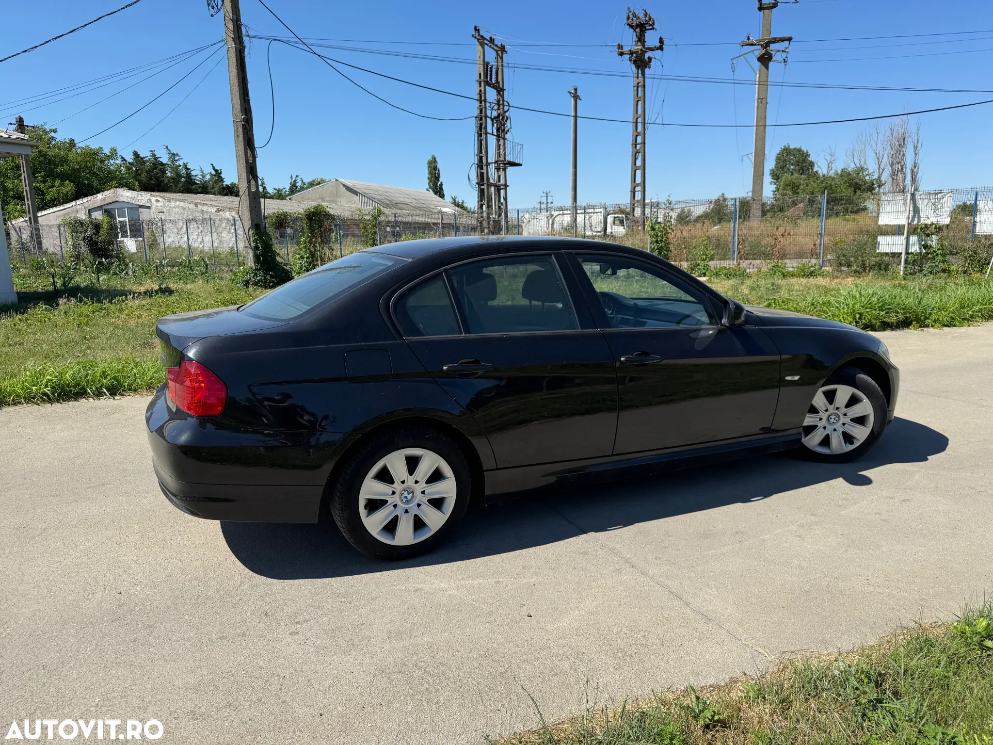 BMW Seria 3 318d - 13