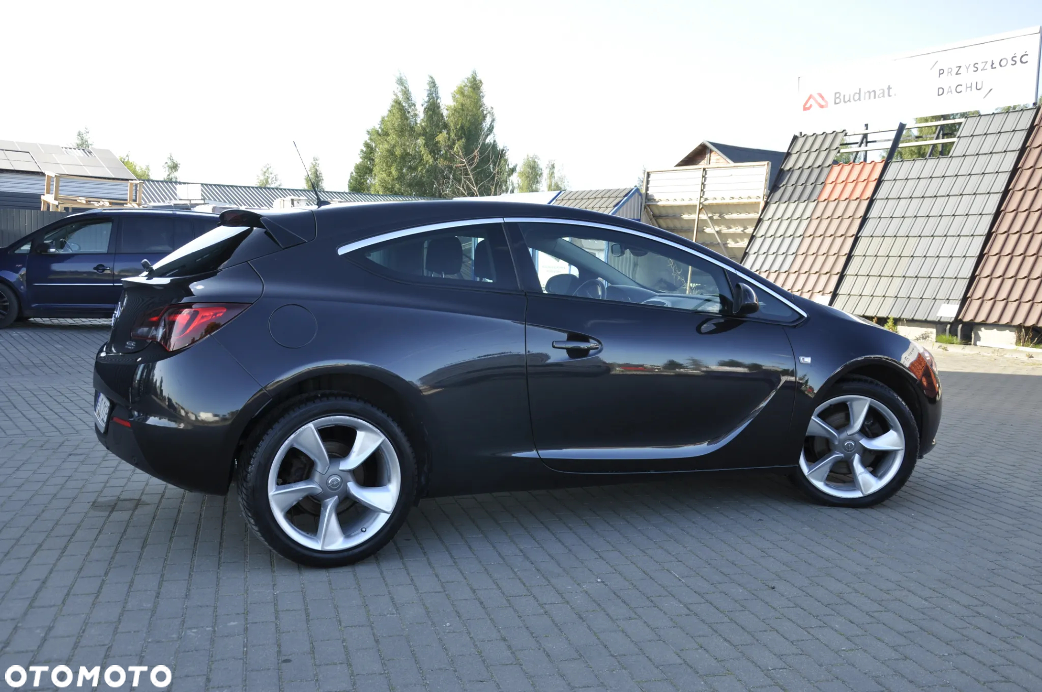 Opel Astra IV GTC 1.6 T Sport - 9