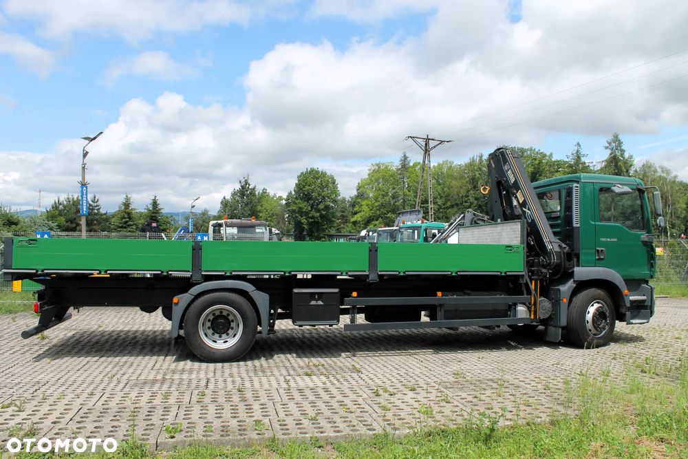 MAN TGM  18.280 żuraw hiab 122 skrzynia  7.2M - 5