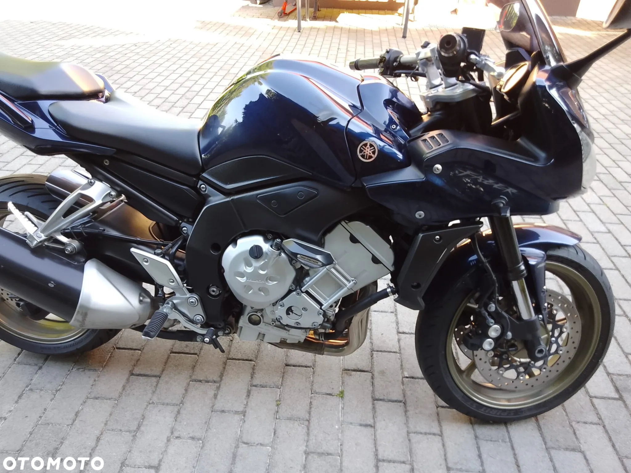 Yamaha FZ - 15