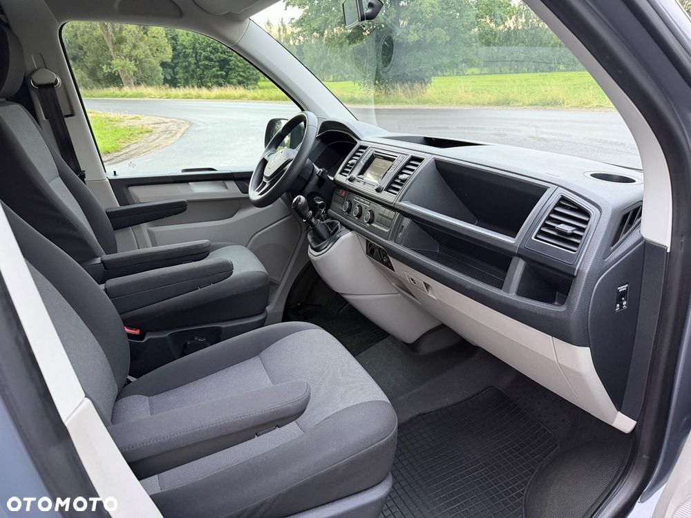 Volkswagen Transporter - 14
