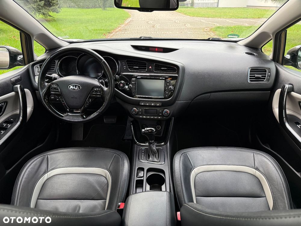 Kia Ceed 1.6 GDI XL DCT - 13
