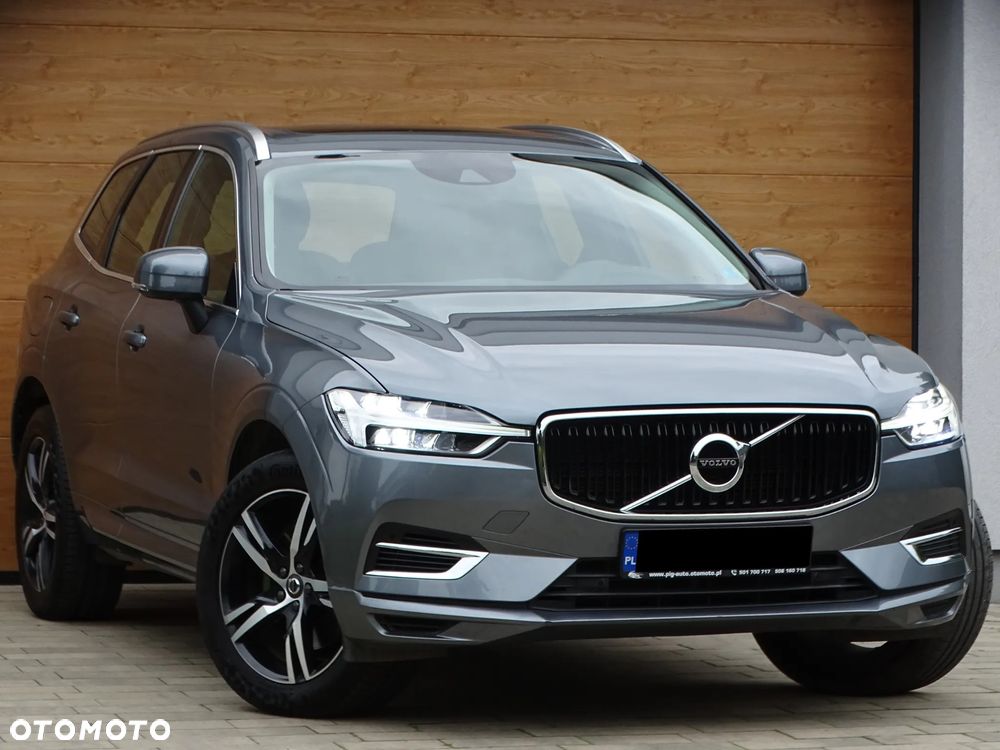 Volvo XC 60 T8 Twin Engine AWD Geartronic Momentum - 6