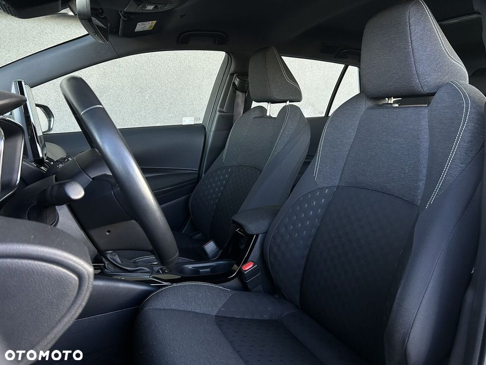 Toyota Corolla 1.8 Hybrid Comfort - 32