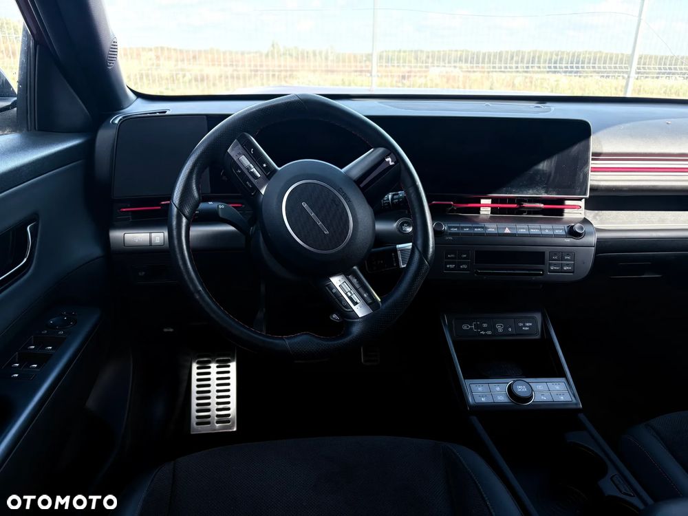 Hyundai Kona - 16