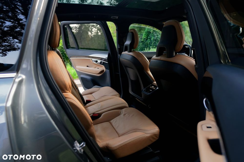 Volvo XC 90 T6 AWD Momentum - 19