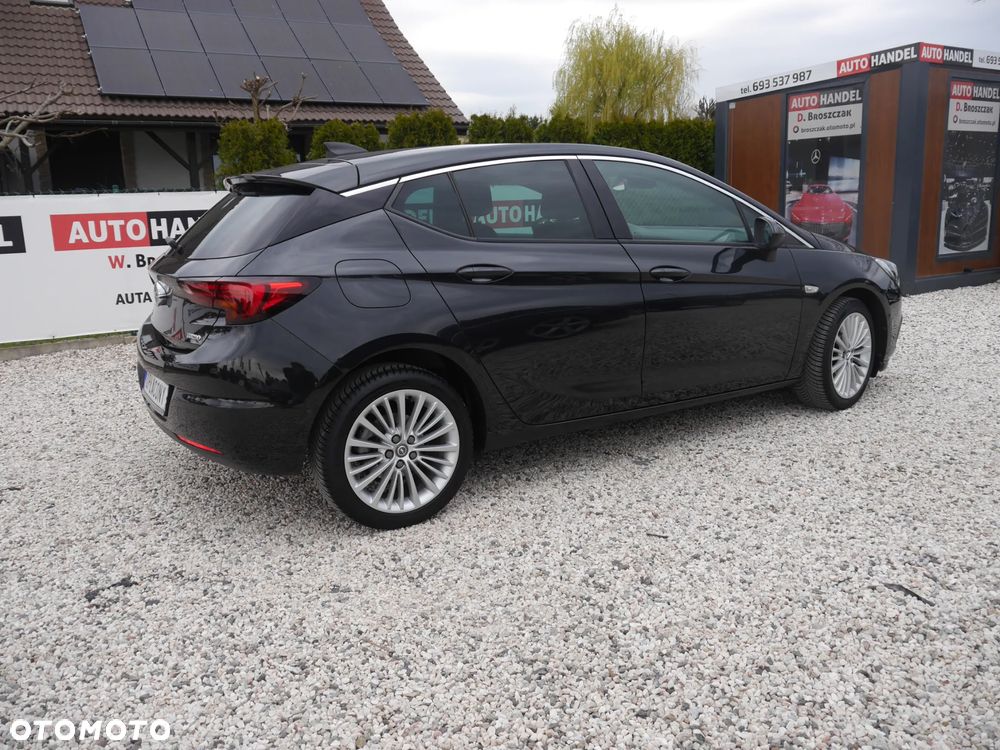 Opel Astra 1.4 Turbo Business - 11