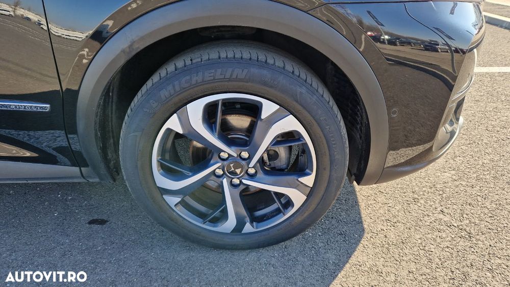 DS Automobiles DS 7 Crossback - 17
