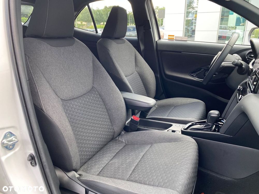 Toyota Yaris Cross Hybrid 1.5 Style - 23