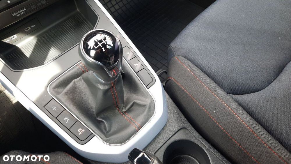 Seat Arona - 16
