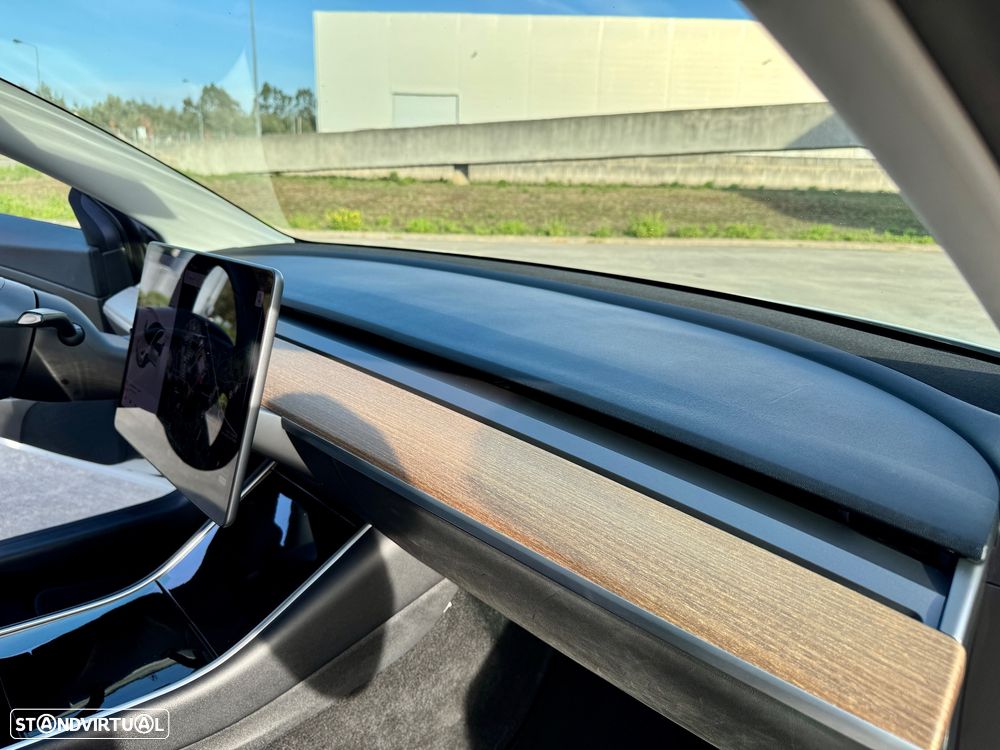 Tesla Model 3 Standard Range Plus RWD - 21