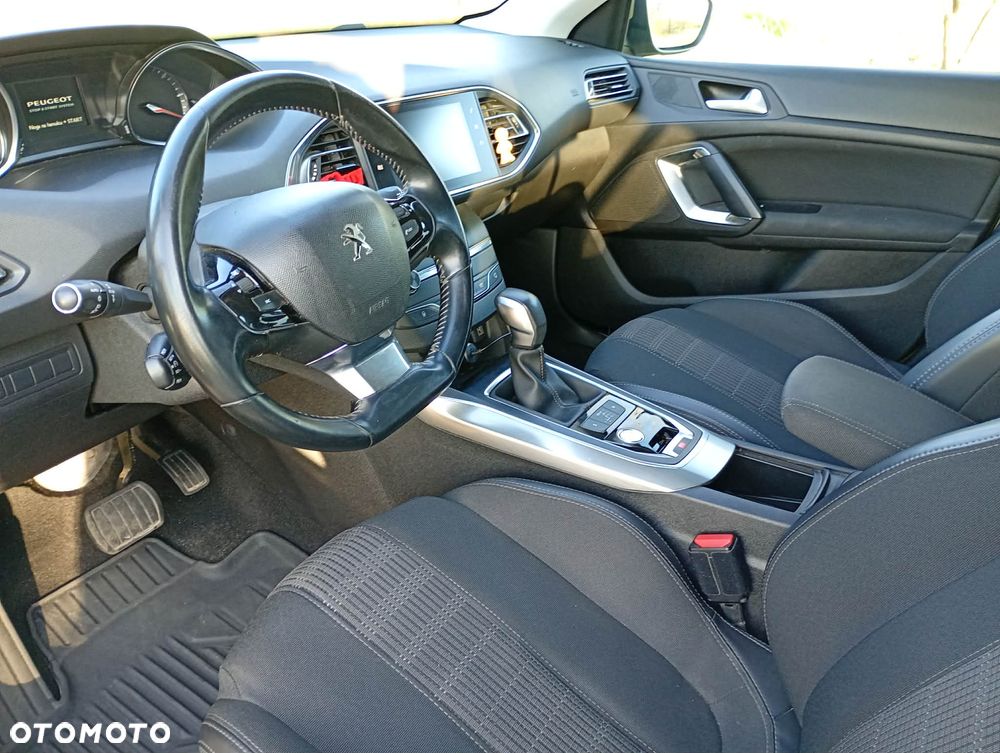 Peugeot 308 - 7