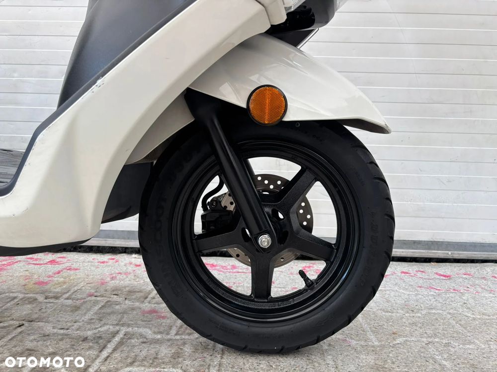 Suzuki Burgman - 19