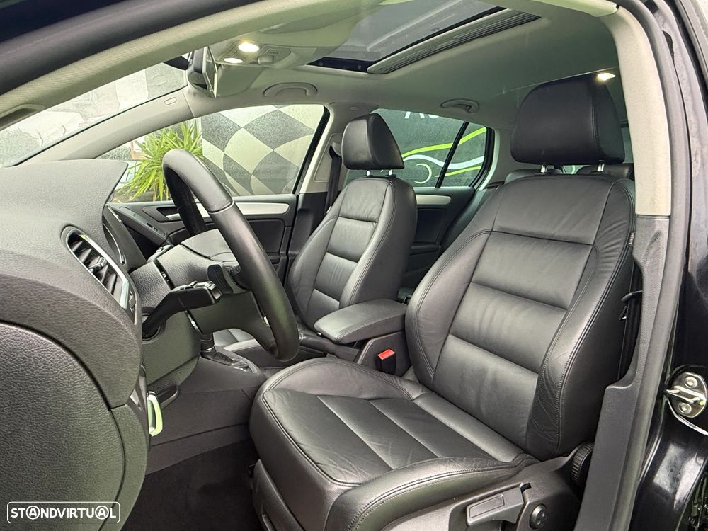 VW Golf 2.0 TDI Highline DSG - 12