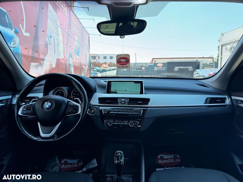 BMW X1 xDrive20i AT - 8