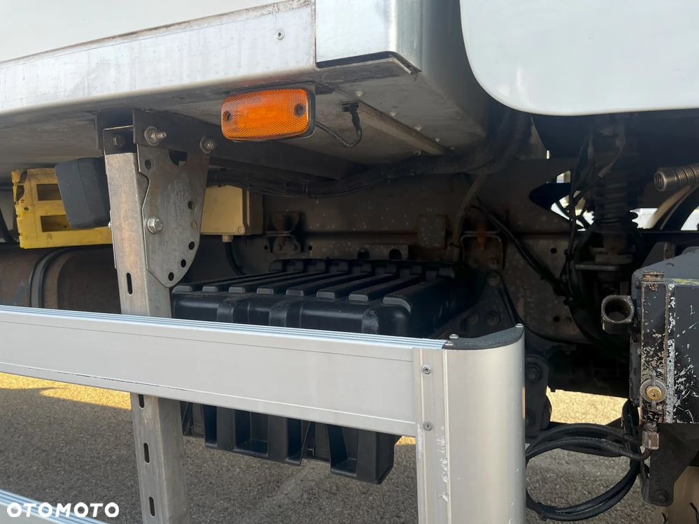 DAF CF 65 220 - 18