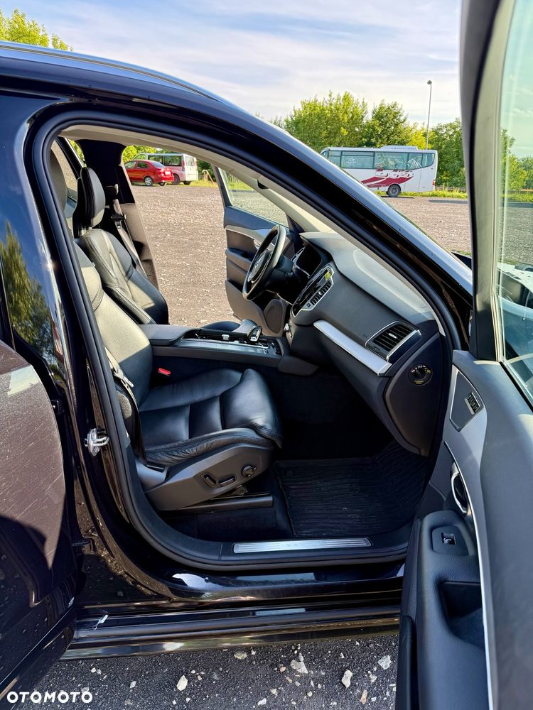 Volvo XC 90 B5 D AWD Momentum 7os - 12