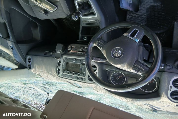 Motoras macara geam fata stanga 0130822467 / 5N0959701G 0130822467 / - 12