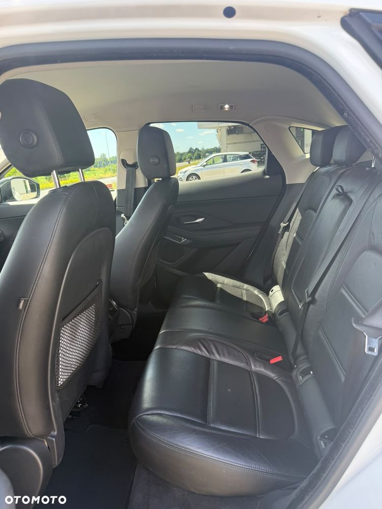 Jaguar E-Pace 2.0 i4P AWD R-Dynamic S - 16