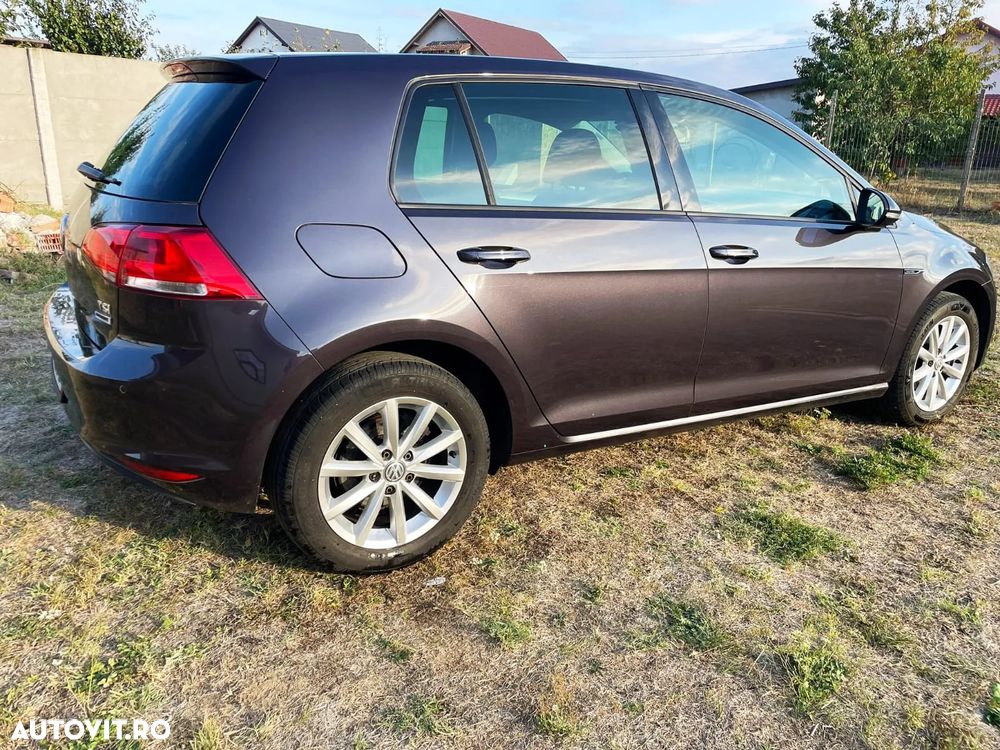 Volkswagen Golf - 3