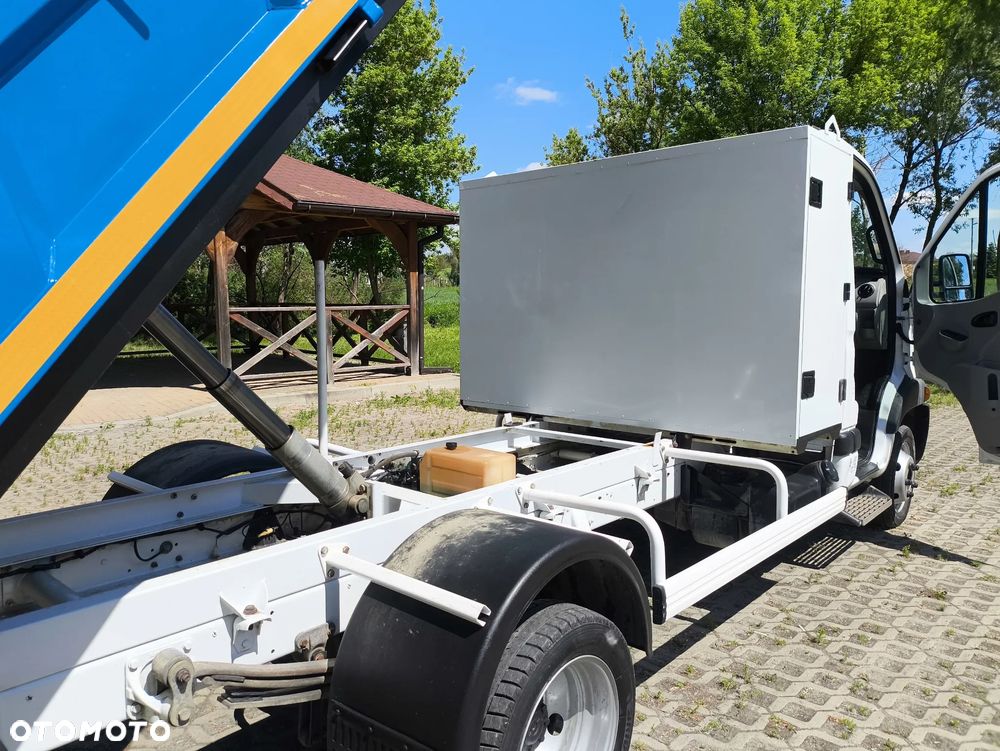 Renault Mascott - 12