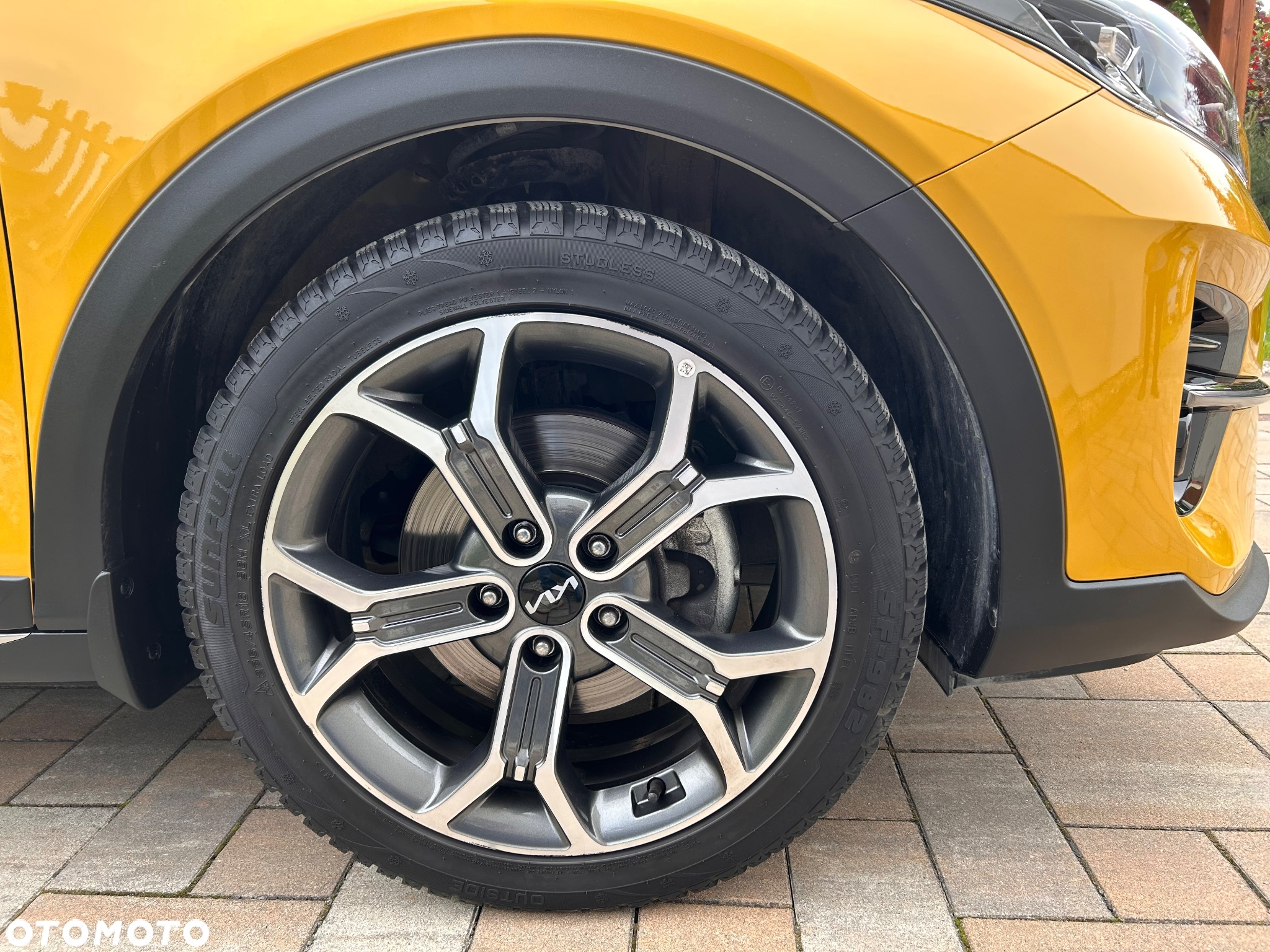 Kia XCeed 1.5 T-GDI M - 35