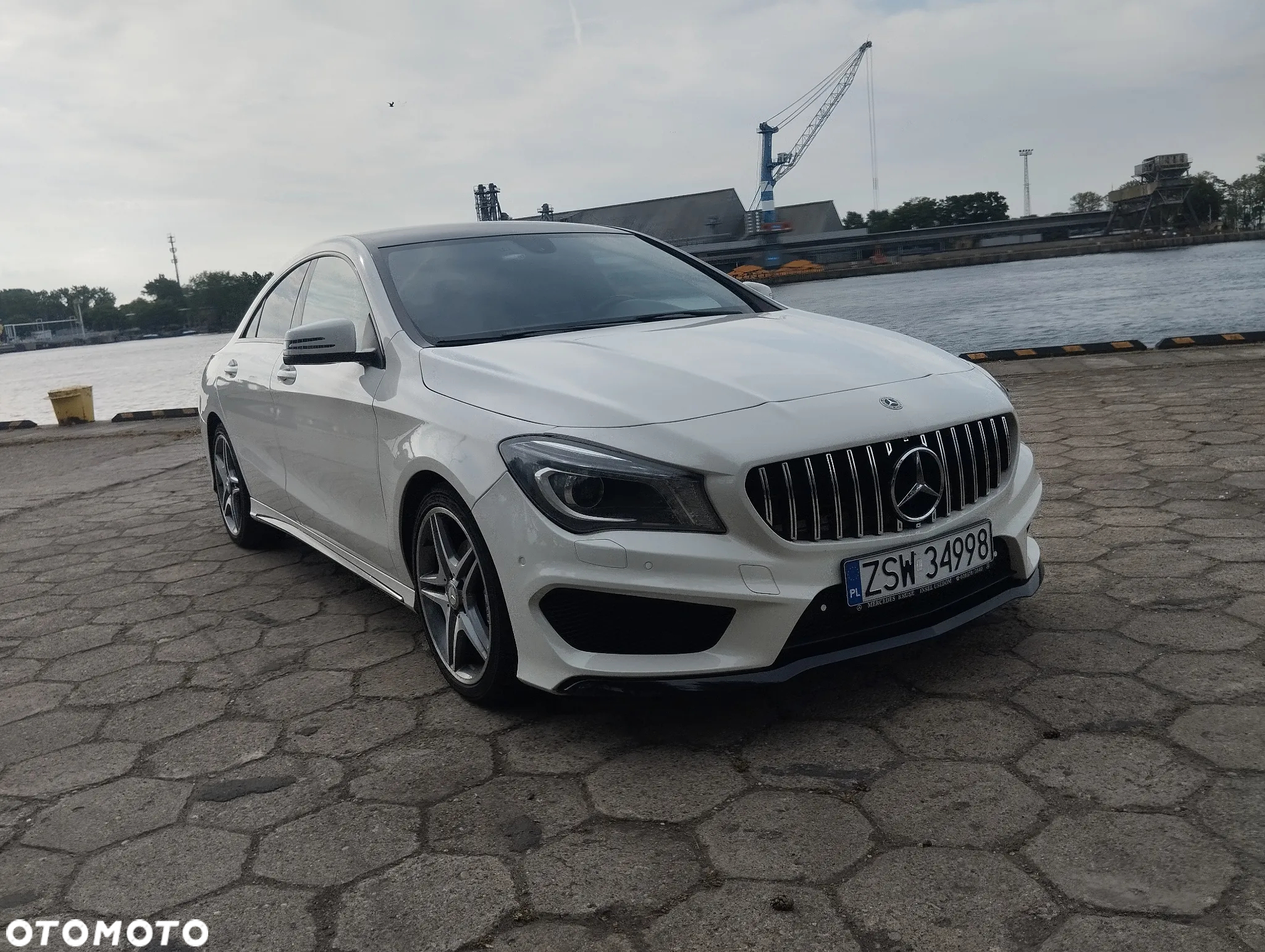 Mercedes-Benz CLA - 18