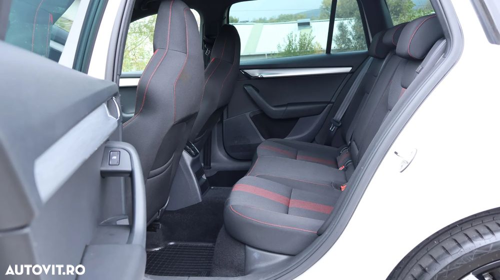 Skoda Octavia - 11