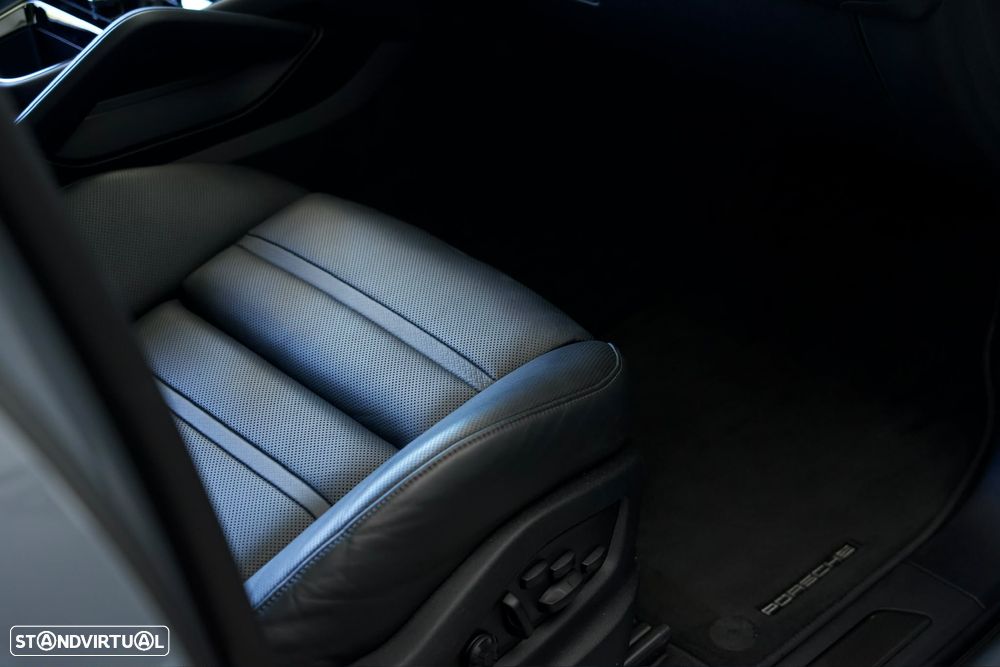 Porsche Cayenne Coupé S E-Hybrid Tiptronic S - 29
