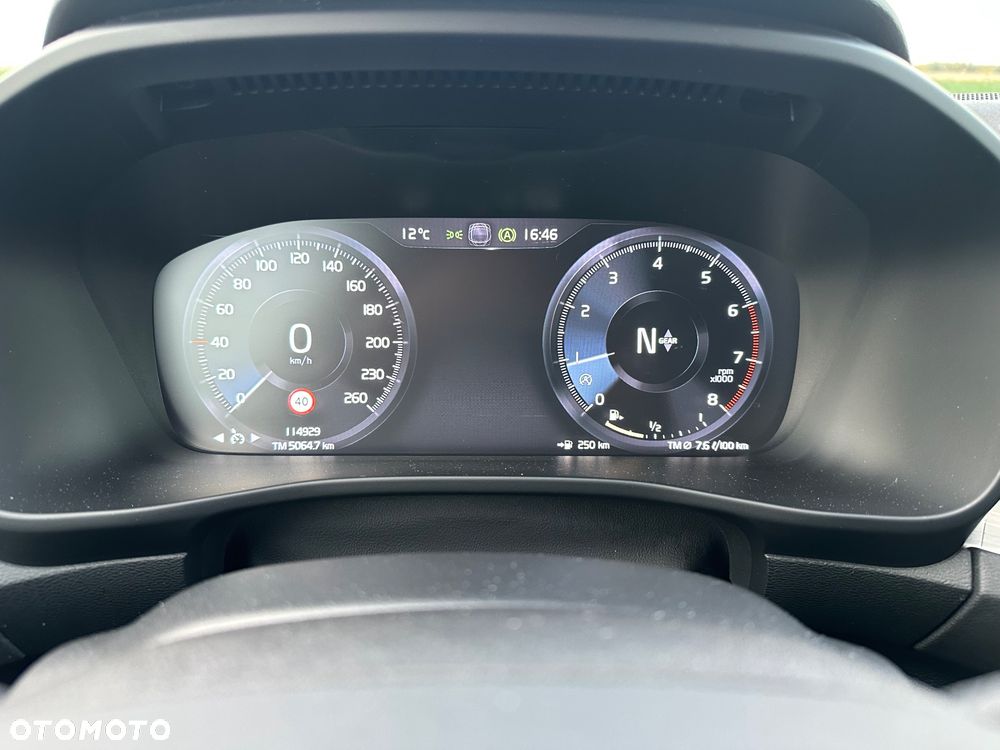 Volvo XC 40 T3 Momentum - 15