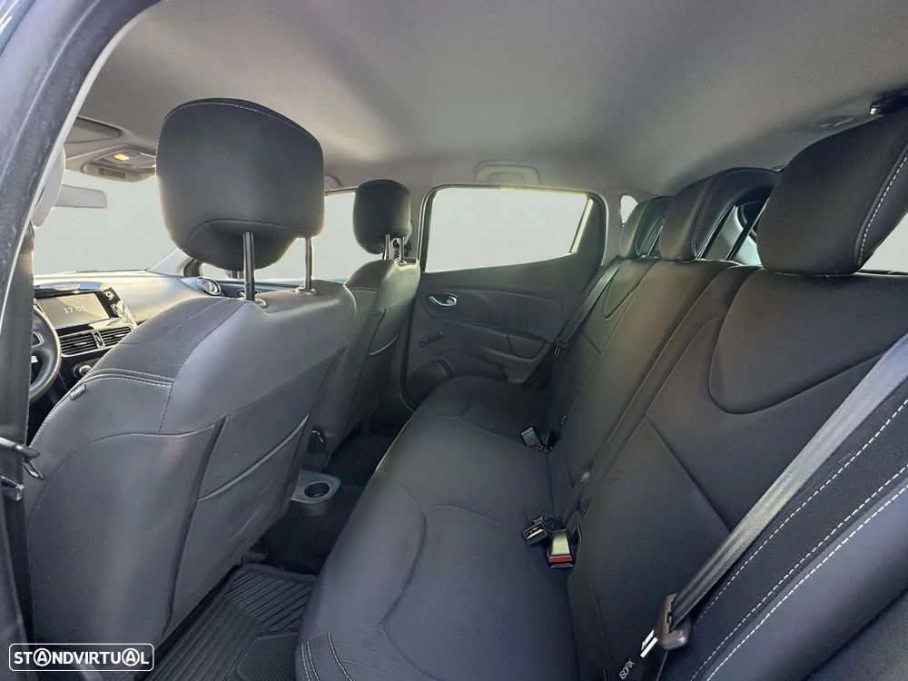 Renault Clio 1.5 dCi Limited EDition - 9
