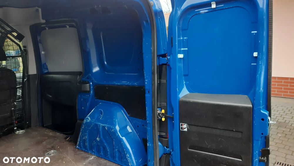 Fiat Doblo - 32