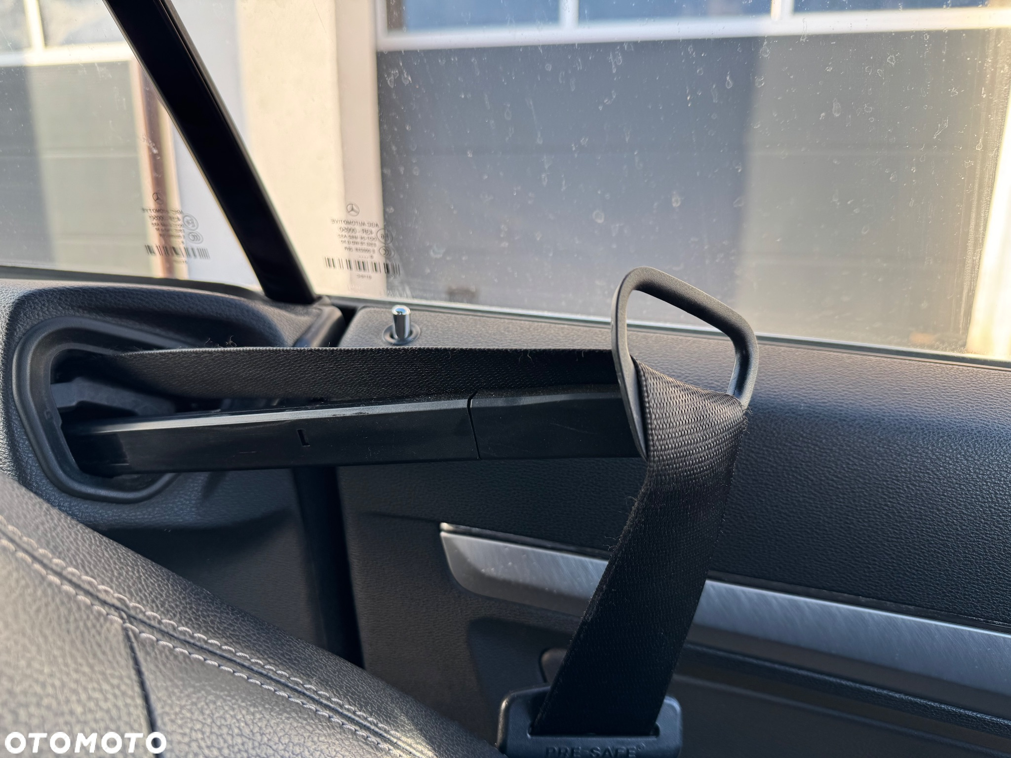 Mercedes-Benz Klasa E 200 CGI BlueEffICIENCY - 29