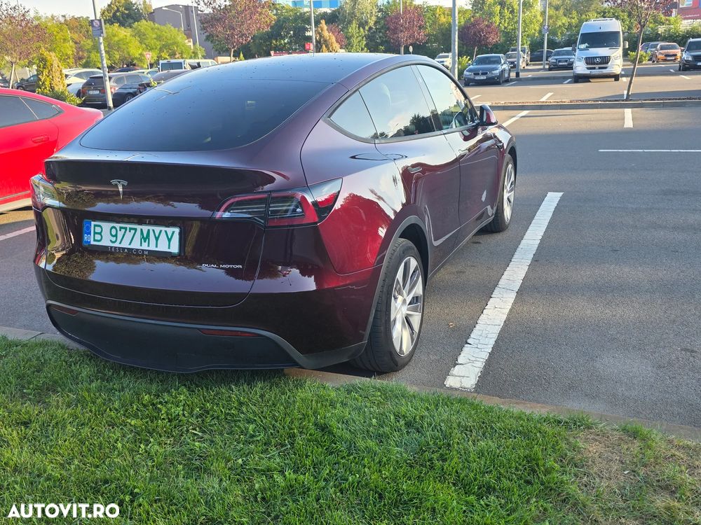 Tesla Model Y AWD Performance - 6