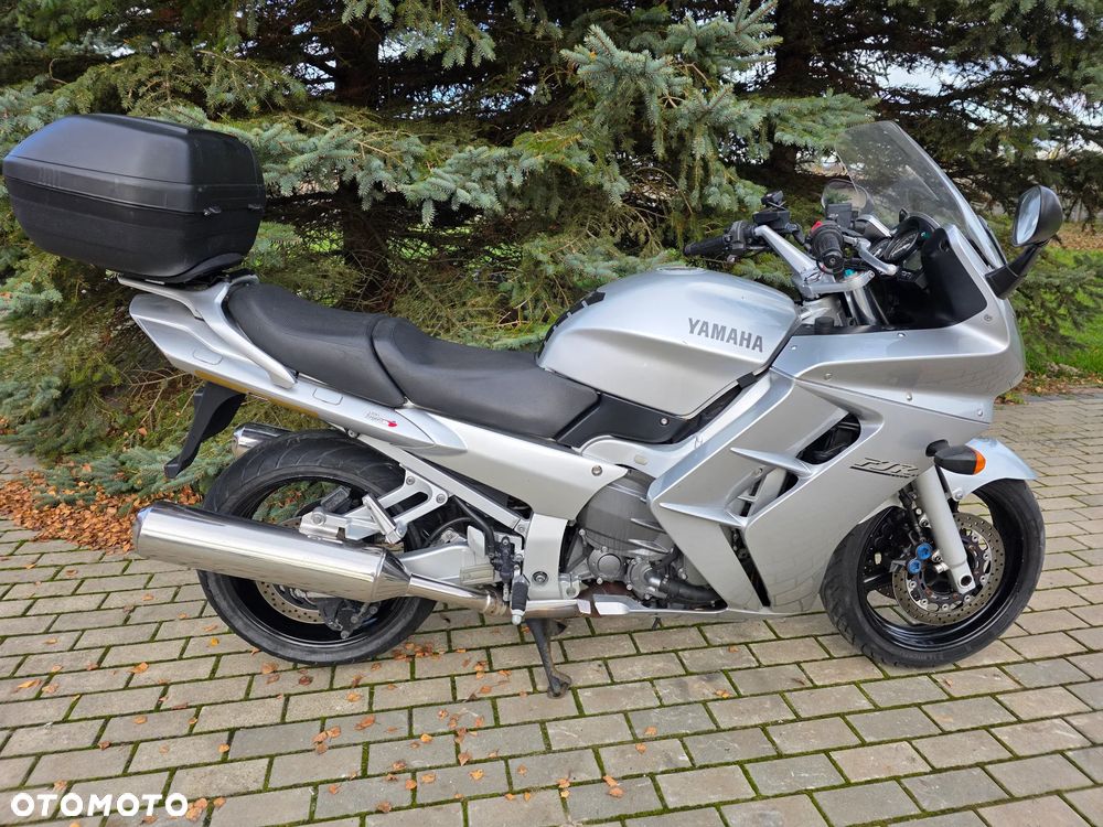 Yamaha FJR - 19