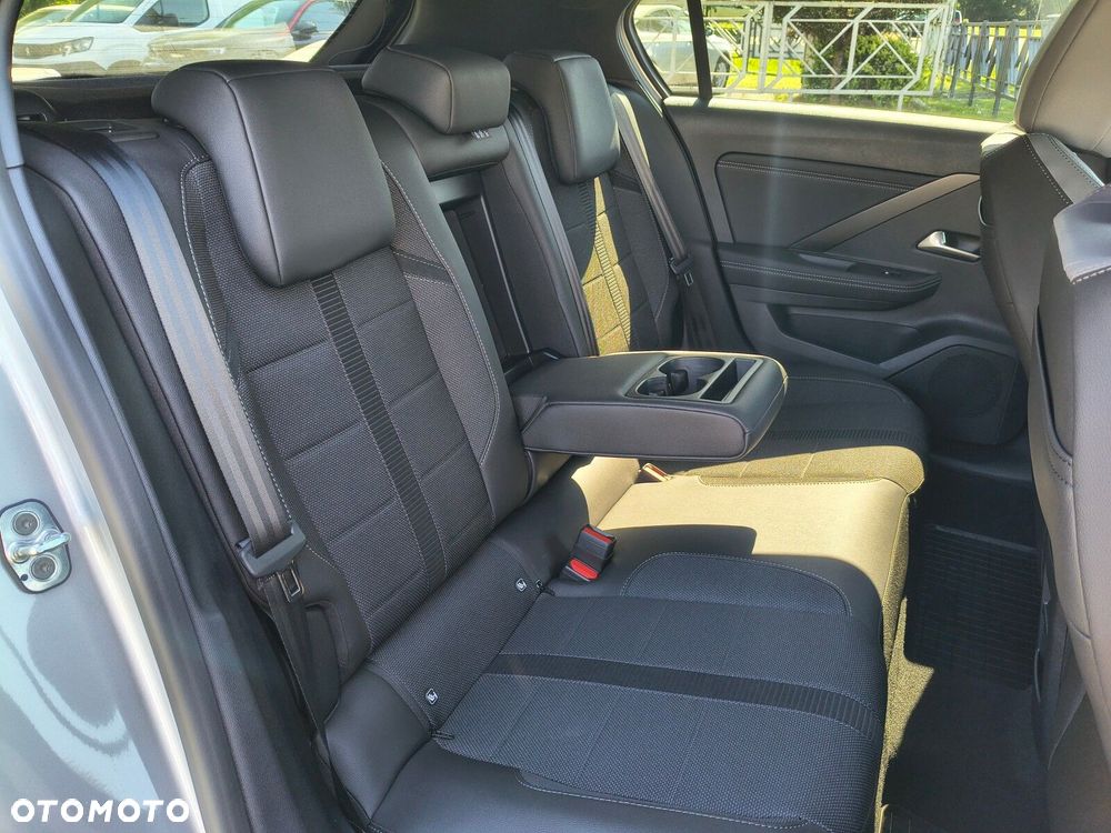 Opel Astra - 12