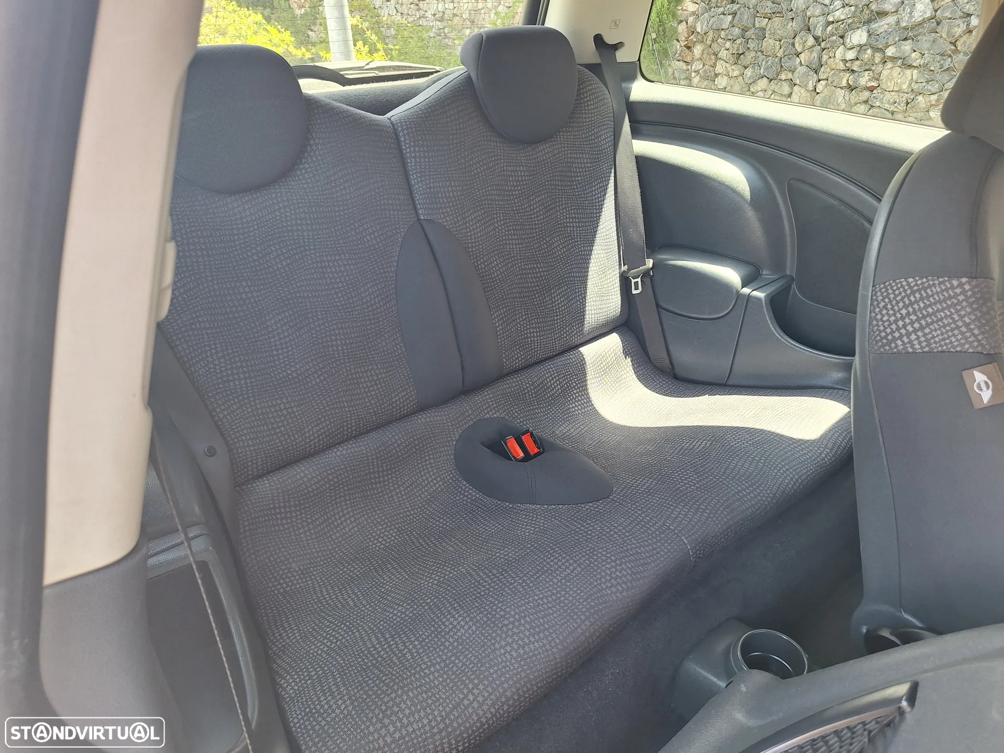 MINI 3 Portas One 1.4 D - 6