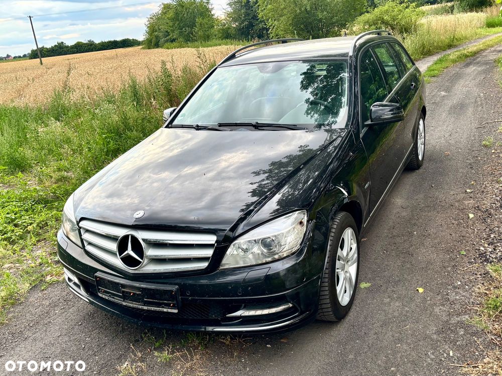 Mercedes-Benz Klasa C 180 CGI Automatik BlueEFFICIENCY Avantgarde - 1