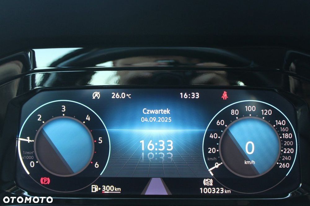 Volkswagen Golf - 29