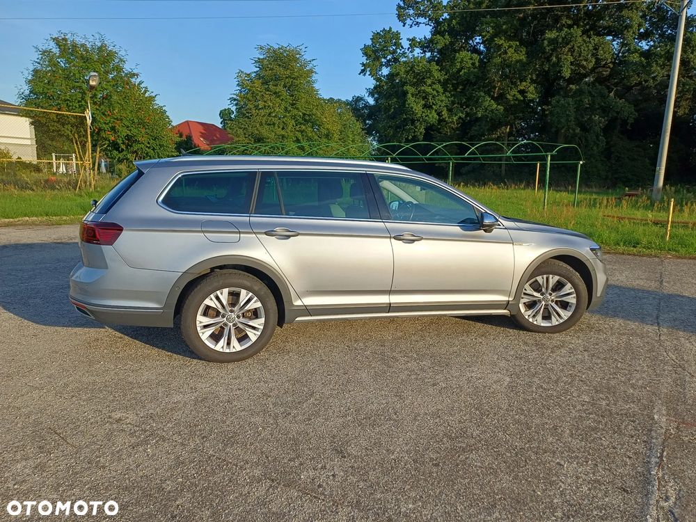 Volkswagen Passat Alltrack 2.0 TDI SCR 4Motion DSG (BMT) - 5