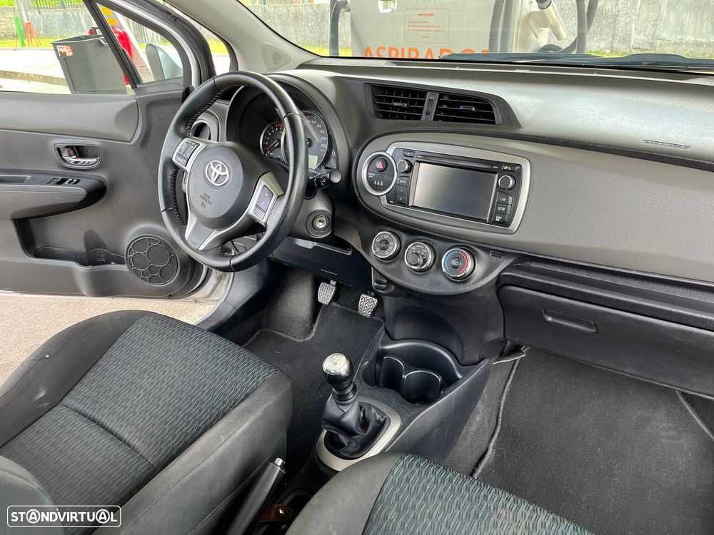 Toyota Yaris 1.0 VVT-i Trend - 3