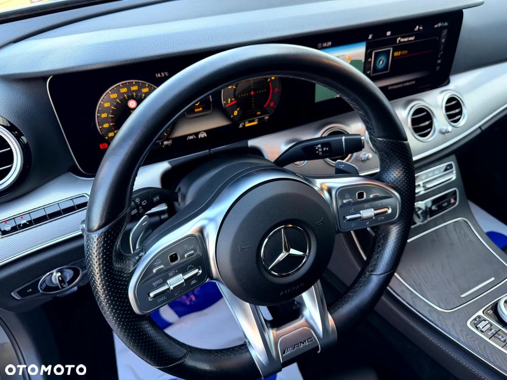 Mercedes-Benz Klasa E - 11