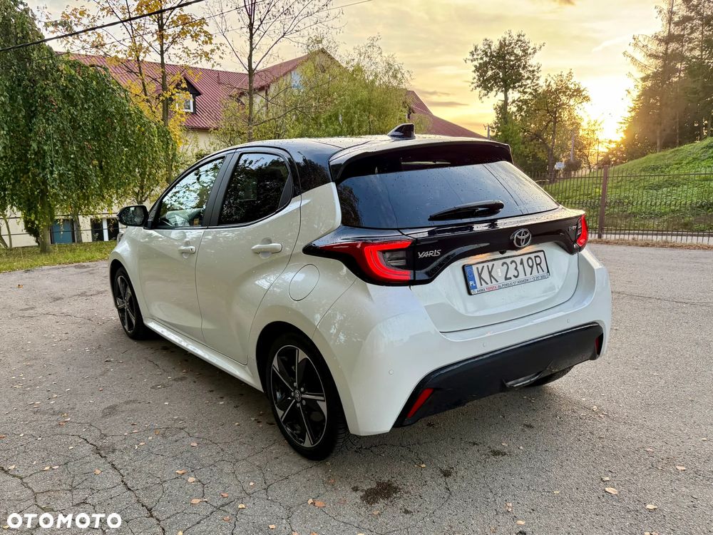 Toyota Yaris Hybrid 1.5 Executive - 7