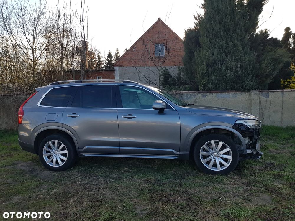 Volvo XC 90 D5 AWD Geartronic Momentum - 19